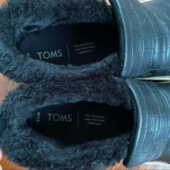 Toms Black Croc Embossed Leather Paxton Sherpa Lined Slip-On Sneaker, 7.5 - Picture 7 of 15